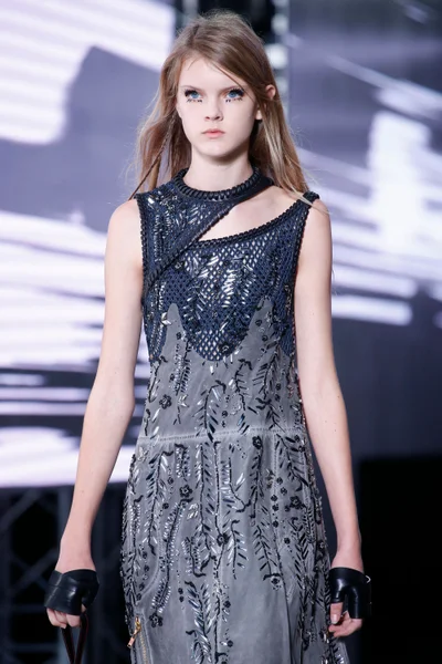 Look 34
